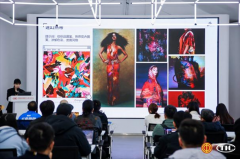 更现场创做了花草从题的面料图案